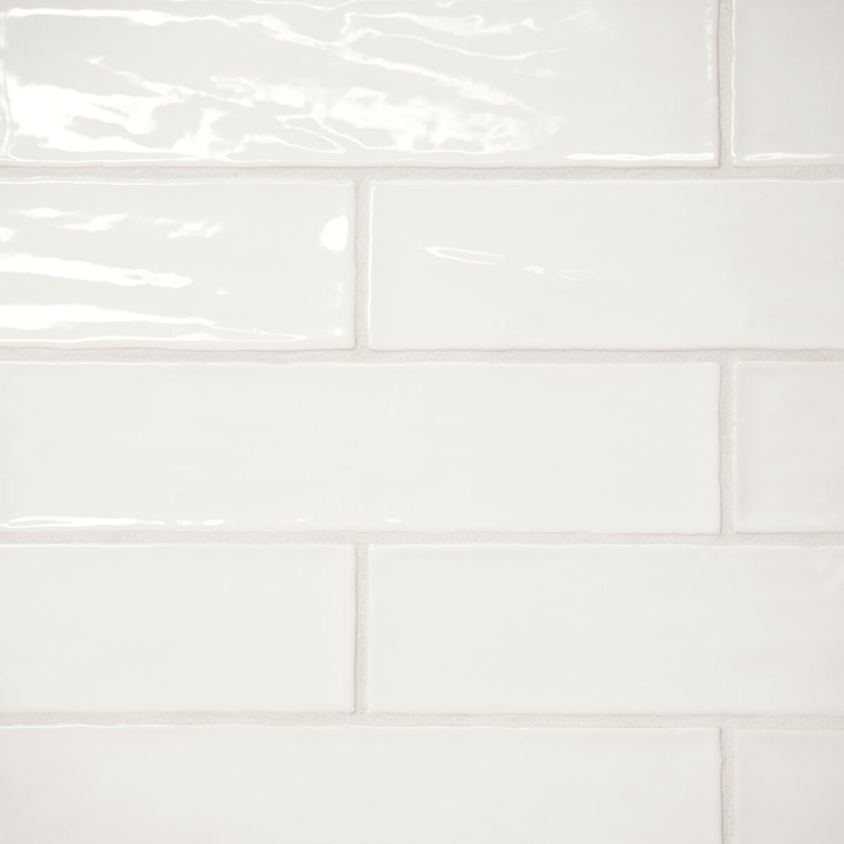 Marin 2.5x10 Wall Tile Pearl White